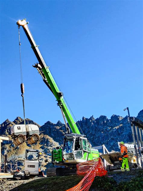 T Telescopic Crane Assists With Microtunneling Sennebogen