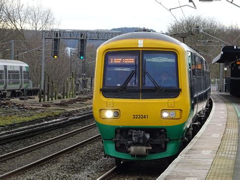 Lm 323241 Northfield London Midland Class 323 323241 Ar Flickr