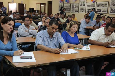 Alcaldes y secretarios políticos se preparan para llevar a cabo