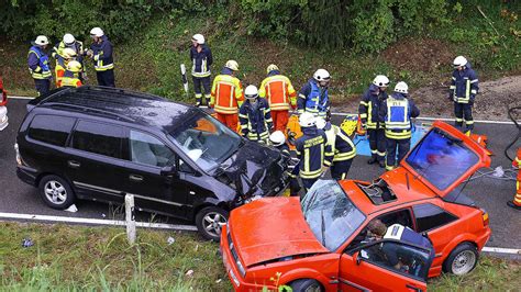 Teisendorf Schwerer Unfall Mit Acht Verletzten