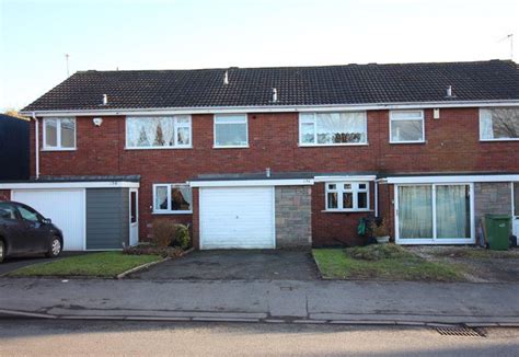 Brierley Hill Road Stourbridge Dy8 3 Bed Terraced House For Sale £