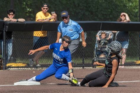 Donovan Catholic Dominates Livingston To Win Tournament Of Champions