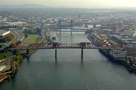 Broadway Bascule Bridge In Portland Or United States Bridge Reviews