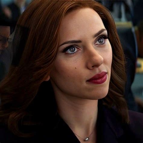 Black Widow And Hulk Black Widow Scarlett Scarlett Johansson Natalie