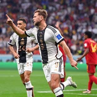 Coupe Du Monde Groupe E L Allemagne Arrache Le Nul Dans Le Choc