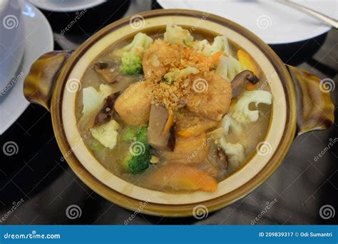 Sapo Tahu Soup, with Seafood Flavor Stock Image - Image of frangipani, atmosphere: 209839317