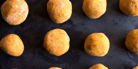 Albóndigas de boniato lentejas rojas y avena al horno una receta