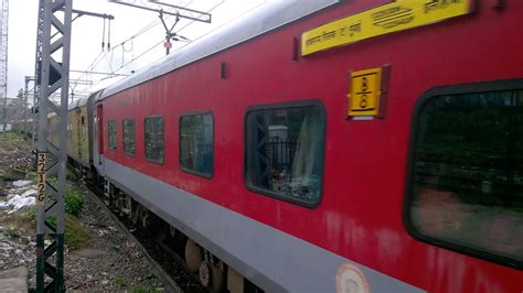 First Run With Lhb Allahabad Duronto With Offlink Wag A Youtube