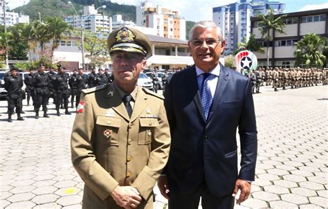 Novo Coronel Assume Comando Da Pol Cia Militar De Santa Catarina