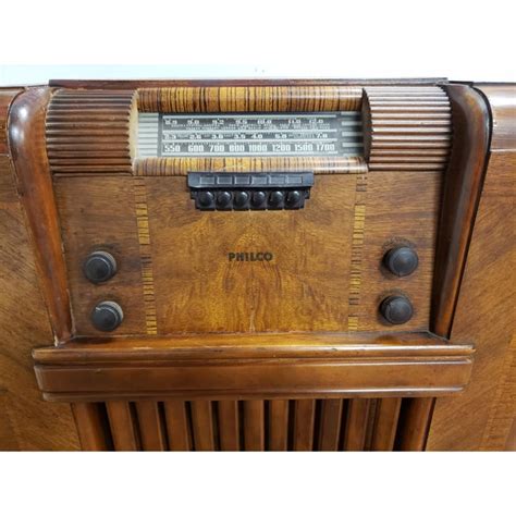 Vintage Antique 1941 Philco Art Deco Console Radio With Inlays Model