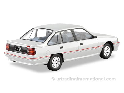 1988-91 VN SS Commodore – White – Top Gear Australia