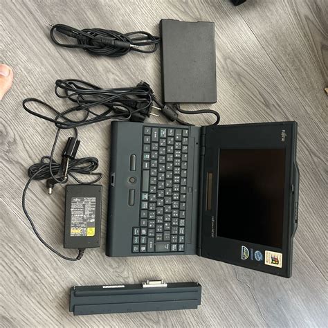 Yahoo Fujitsu Mini Note Pc Fmv Biblo Nc D