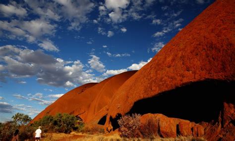 A Momentous Win For The Indigenous Anangu People of Australia | The Epoch Times