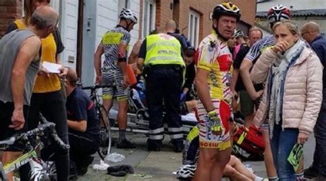 Une voiture percute des cyclistes et fait 19 blessés en Belgique