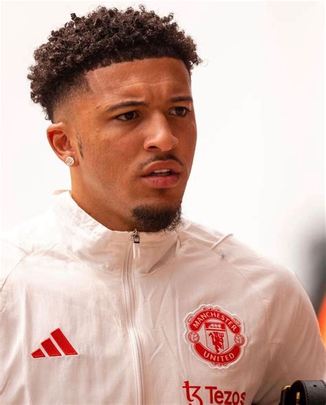 Pin By Vic On Jadon Sancho Football Hairstyles Fade Haircut Curly