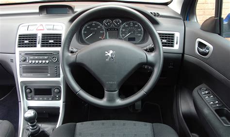 Used Peugeot 307 SW (2002 - 2007) Interior | Parkers