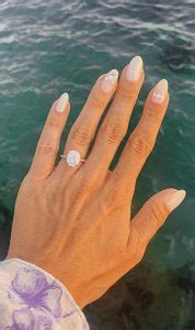 50 Stunning Engagement Rings In 2022 Round Solitaire Stunning Diamond