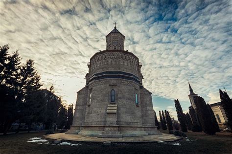 M N Stirea Sfin Ii Trei Ierarhi Din Ia I Andrei Cucu La Iasi