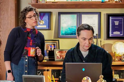 “young Sheldon ”boss Steve Holland Reveals Easter Eggs You Might Have