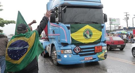 Boletim Da Prf Apontava Bloqueios Nas Estradas Na Noite Deste S Bado