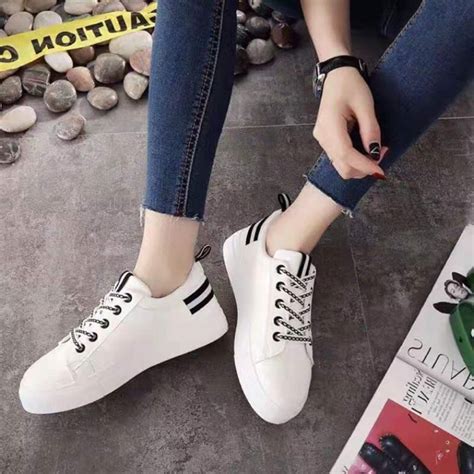 Ke White Sneakers Rubber Shoes For Women Low Cut Cusual Shoes Korean Fashion Shoes Flat Shoes