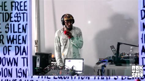 Yasiin Bey Premieres Unreleased Mannie Fresh Track At Art Basel Youtube