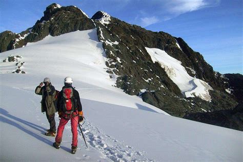 Rwenzori Mountains National Park - Mountains of the Moon, Uganda