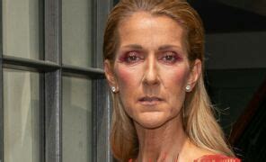 Céline Dion s affiche complètement nue pour le magazine Vogue