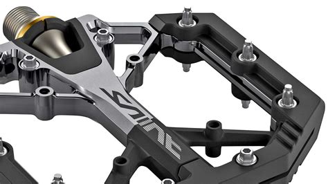 All New Much Lighter Shimano Xt And Saint Platform Pedals Swiss Cycles