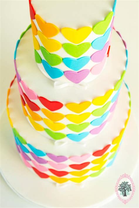 Rainbow Heart Cake - Cake by Sugar Tree Cakerie - CakesDecor