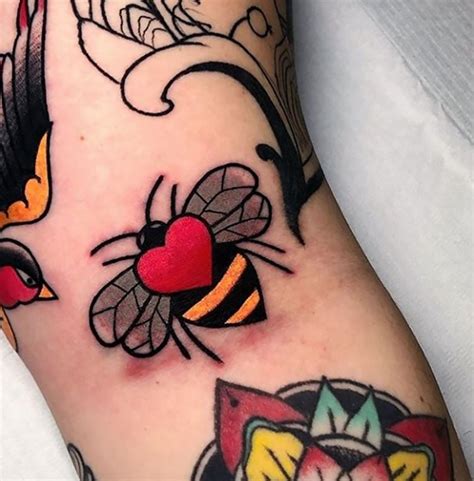 25 Best Bee Tattoo Ideas For Women Beautiful Dawn Designs