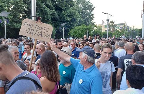 FOTO I Zrenjaninci Na Protestu Protiv Kompanije Rio Tinto I