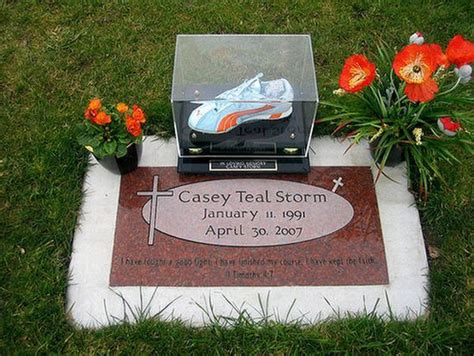 Creative Grave Markers - XciteFun.net