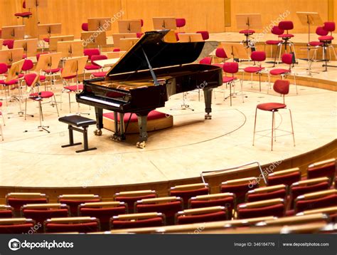 Grand Piano Big Concert Hall Stock Photo by ©rubchikovaa 346184776