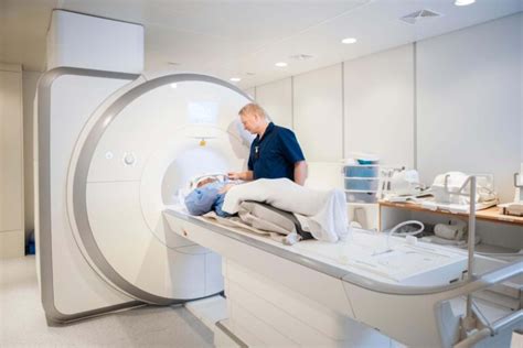 How is an MRI used to detect brain tumors? • American Health Imaging