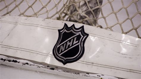 Nhl Testing Goal Post Cameras For Video Reviews Scouting The Refs