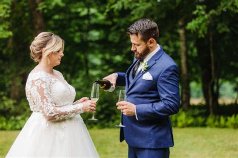 Preparing For Champagne Cataloochee Valley Elopemen Elope Outdoors