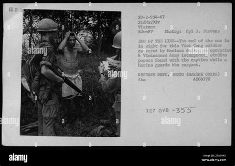 Fotograf As De Las Actividades De La Guerra De Vietnam Por Parte Del