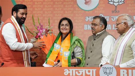 Video Day After Quitting Congress Kiran Choudhry And Daughter Shruti Join Bjp Times Now