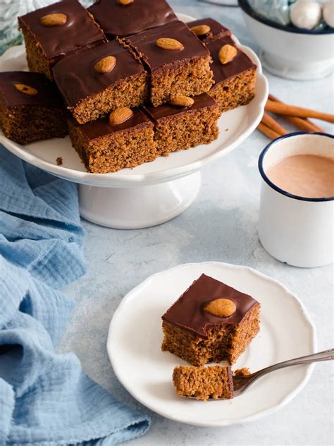 Einfaches Rezept für herrlich weichen Dinkel Lebkuchen vom Blech