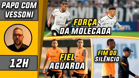 Jovens Assumem Protagonismo No Corinthians Fagner E Maycon Jogam No