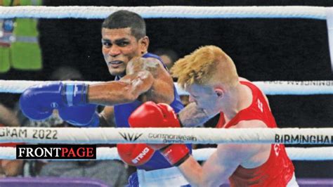 Veteran Boxers Go Down Without A Fight Frontpage