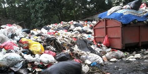 Foto : Dinas LH Perkirakan Sampah di Jakarta Menumpuk Setelah Idul Fitri