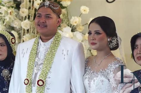 Komika Nopek Novian Dan Jurnalis MNCTV Yulia Lorena Resmi Menikah