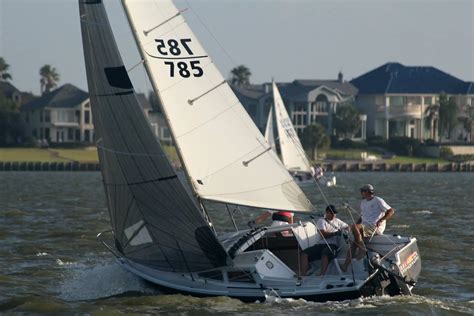 Catalina 22 - UK Sailmakers