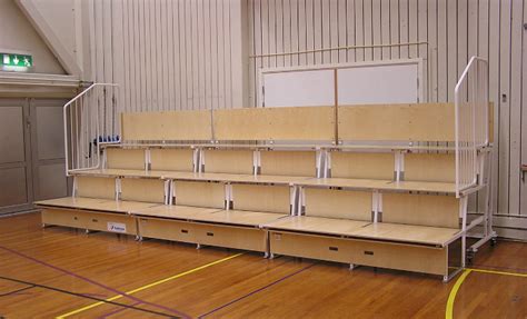 Portable Folding Bleachers | Unisport