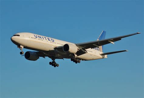 N Ua United Airlines Boeing Er Seen While App Flickr