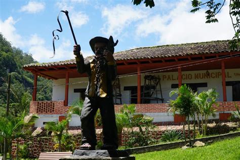 JOYA NATURAL ES La Campa un adorable rincón de la Honduras Lenca