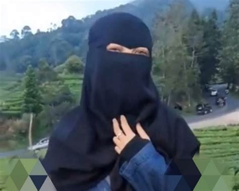 Link Video Syur Wanita Bercadar Di Kebun Teh Ciwidey Ramai Di Medsos