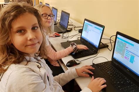 Godzina kodowania Hour of Code Szkoła Podstawowa z Oddziałami